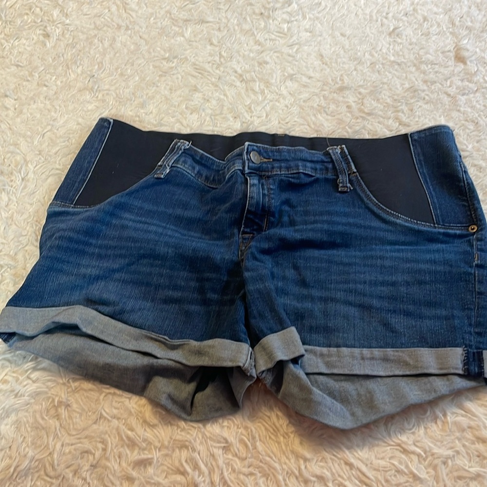 Isabel Maternity by Ingrid & Isabel Midi Shorts